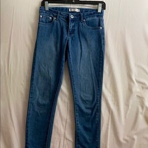 Levi skinny jeans